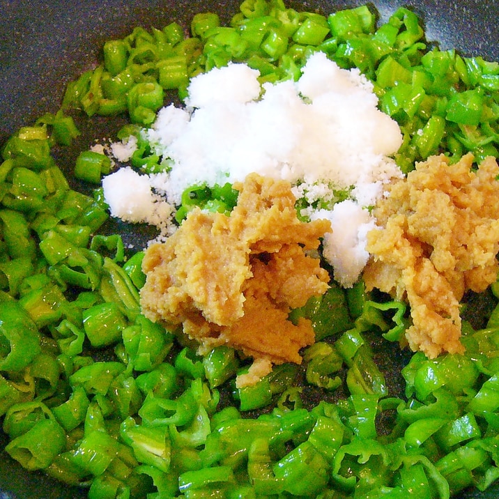 保存食　しし唐と味噌で　ご飯の友